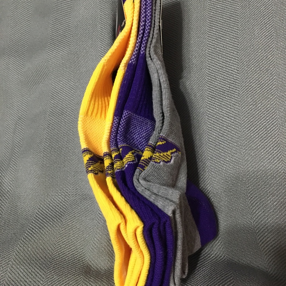 Lakers socks - Picture 3 of 4